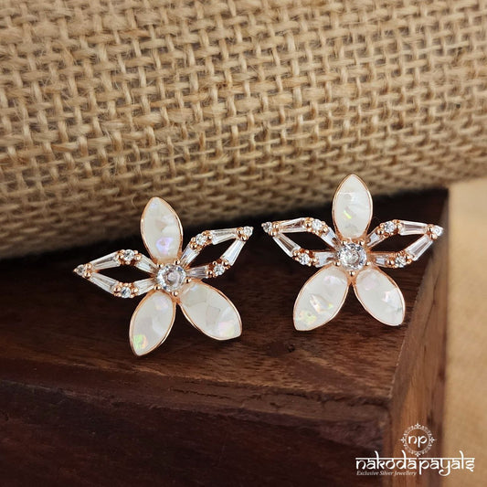 White Flower MOP Earrings (St3249)