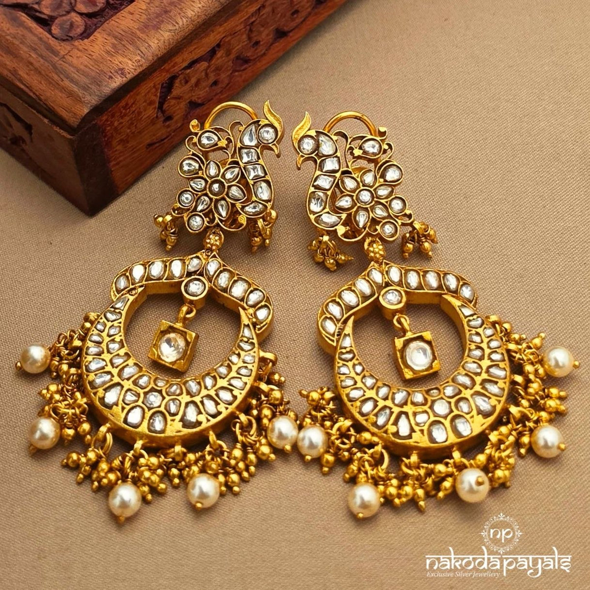 White Peacock Kundan Chandbali (Ge11435)