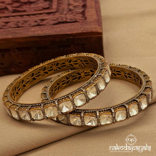 Glorious White Bangle Pair  (Gk3272)