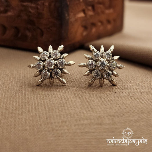 White Sparkling Studs (S3797)