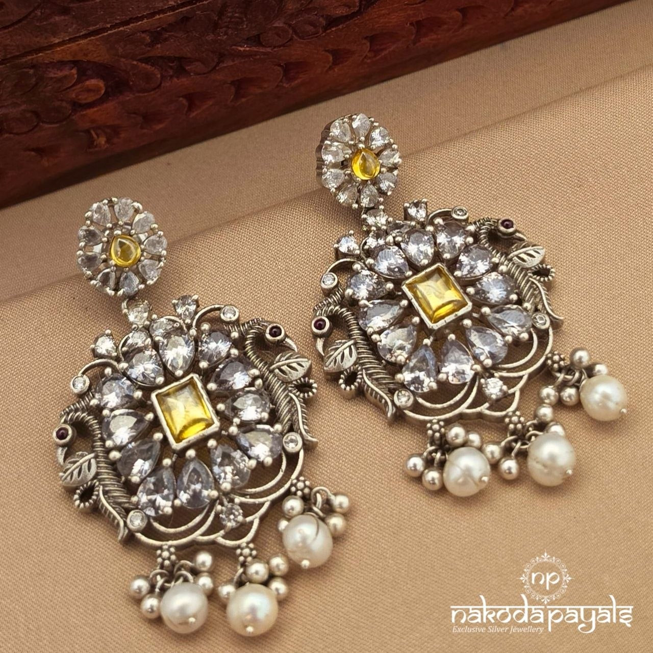 Eye-Catching Yellowish Chandbali (C4240)