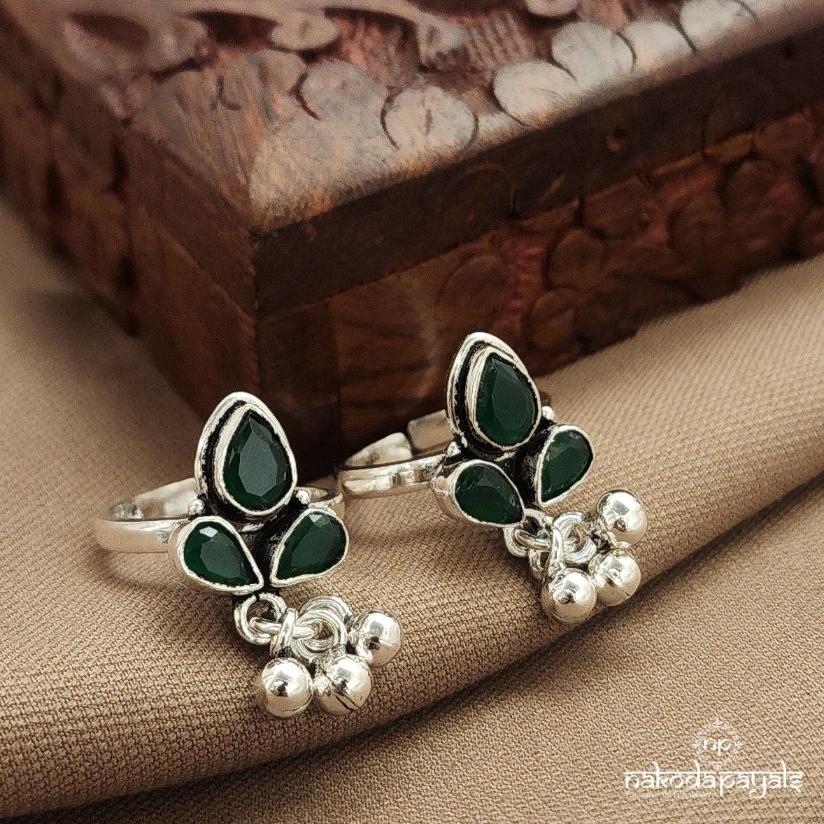 Ball Drop Green Toerings (T4766)