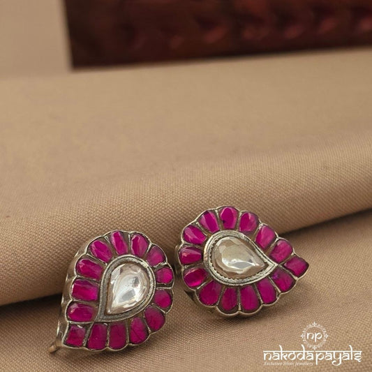 Cutsy Studs (S4198)