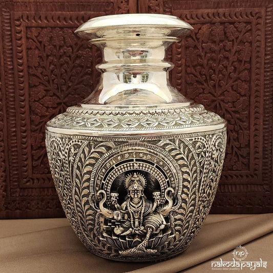Oxidised Lakshmi Kalasha (Aa2231)