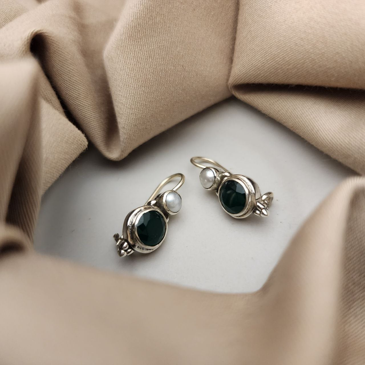 Pearl Hanging (H2050-57)