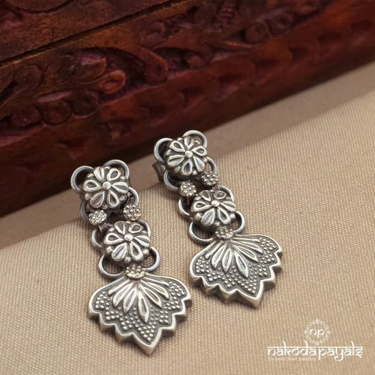 Floral Leafy Chandbali (C4220)