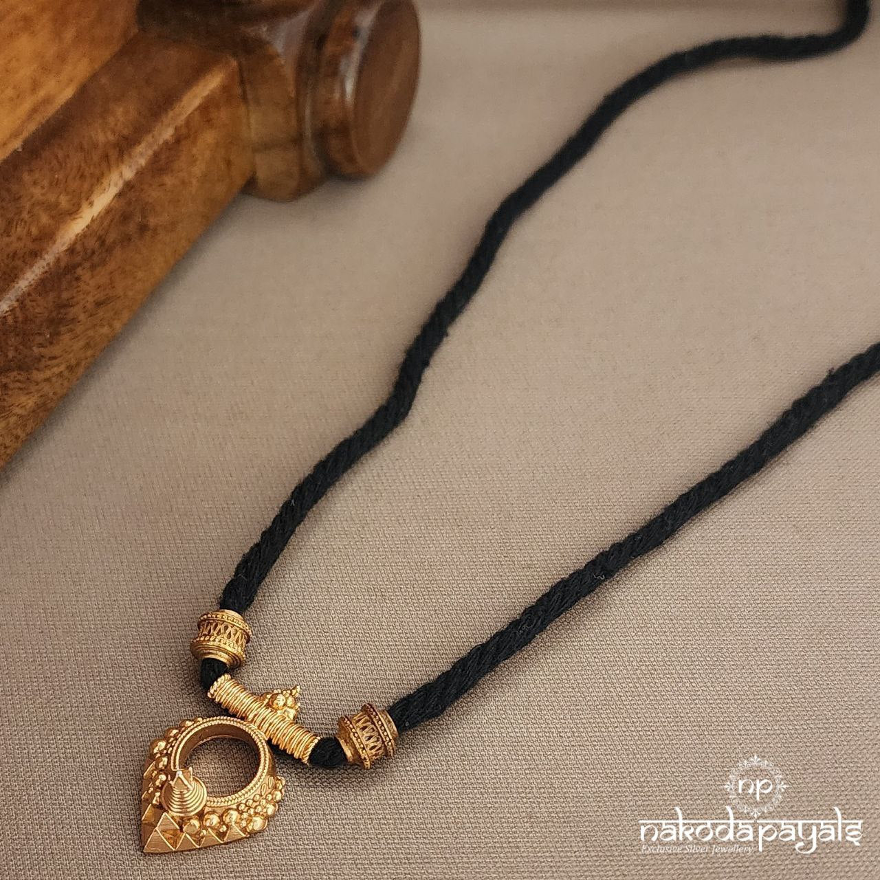 Tribal Pendant Neckpiece  (Gn9485)