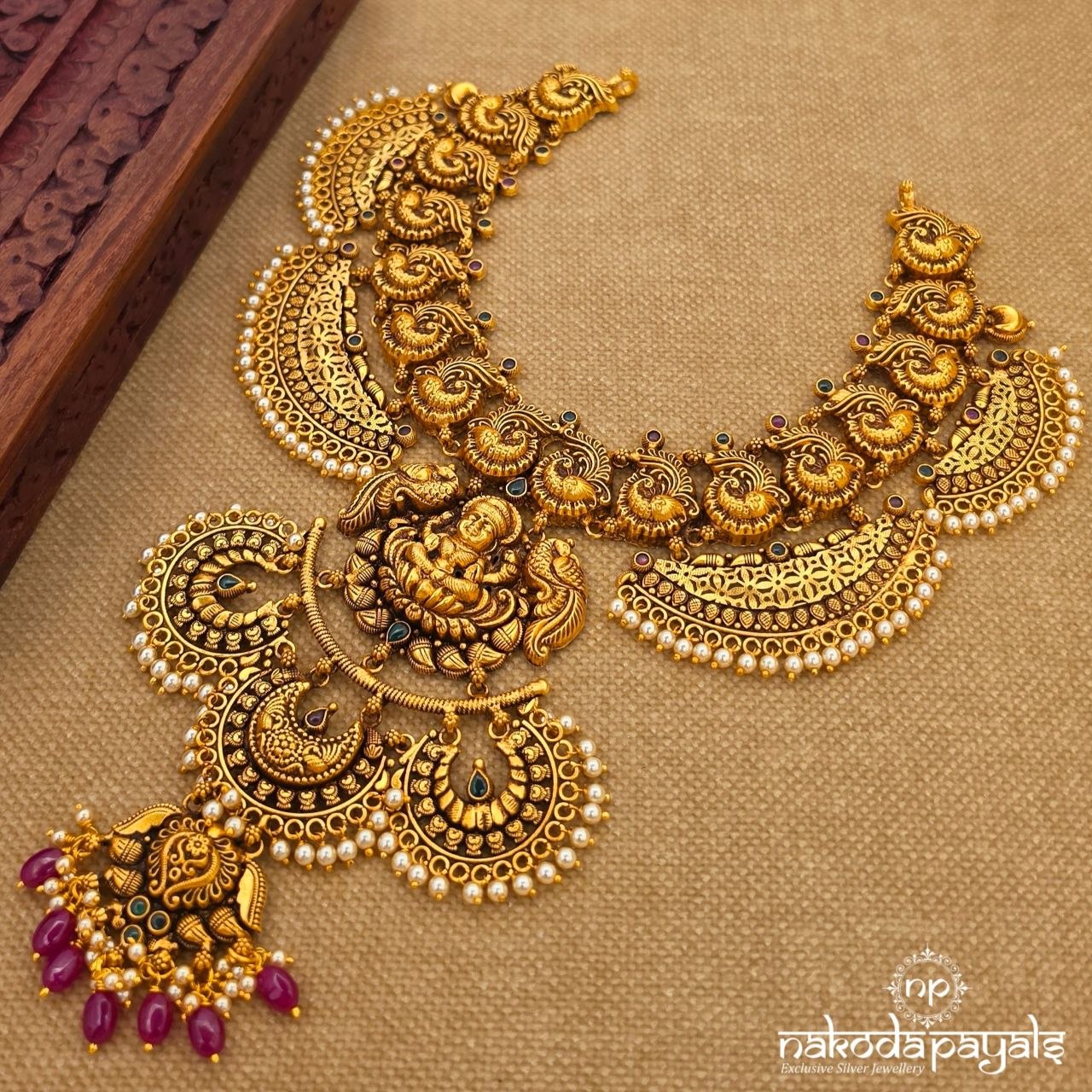Marvelous Lakshmi Neckpiece (Gn10551)