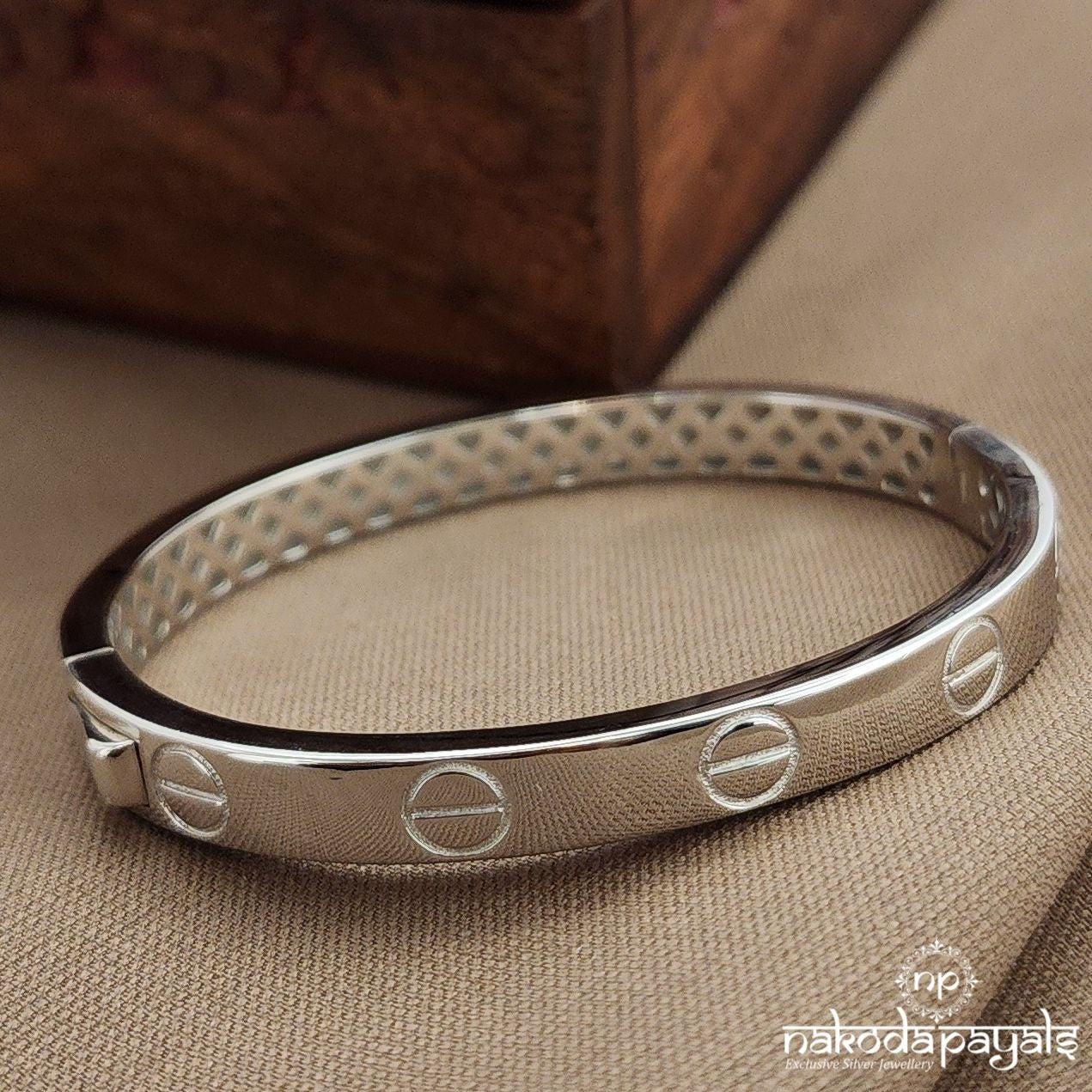 Glorious Plain  Kada (St3771)