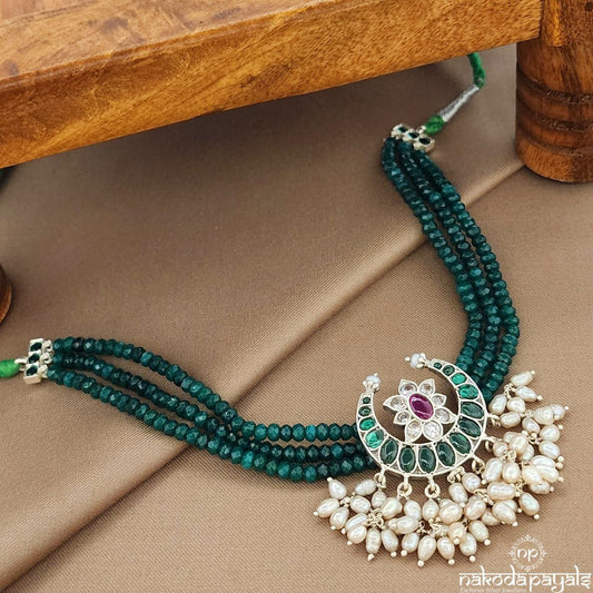 Green Bead Half Moon Guttapusalu Choker (N11089)