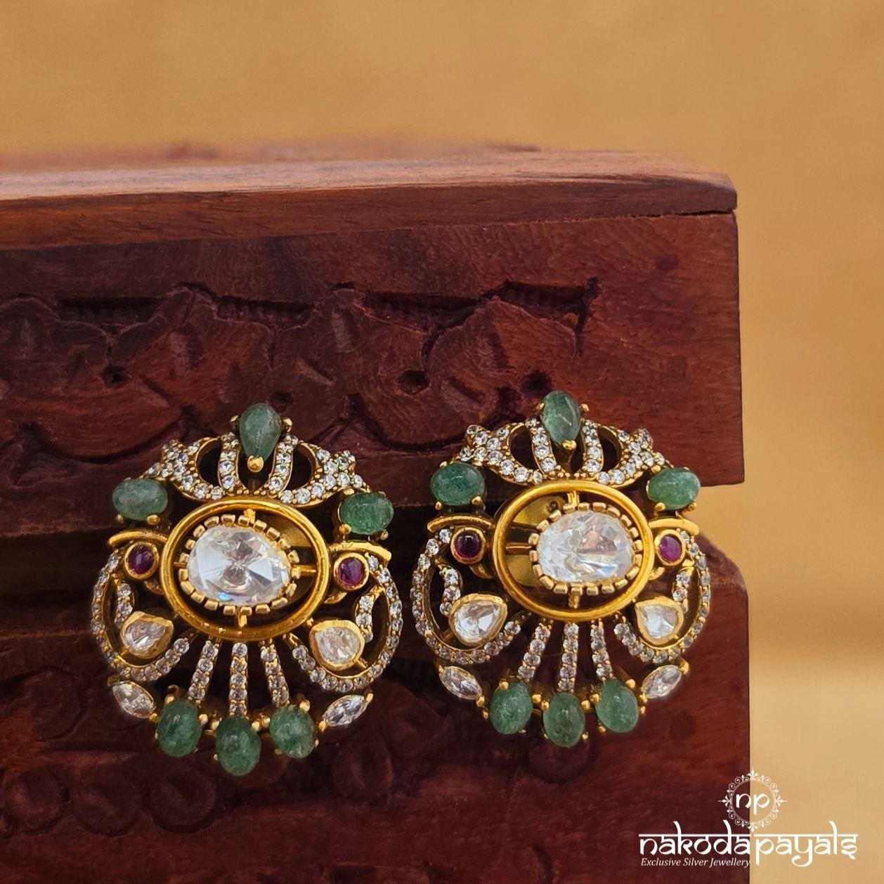 Twin Peacock Green Dot Studs (Ge11174)
