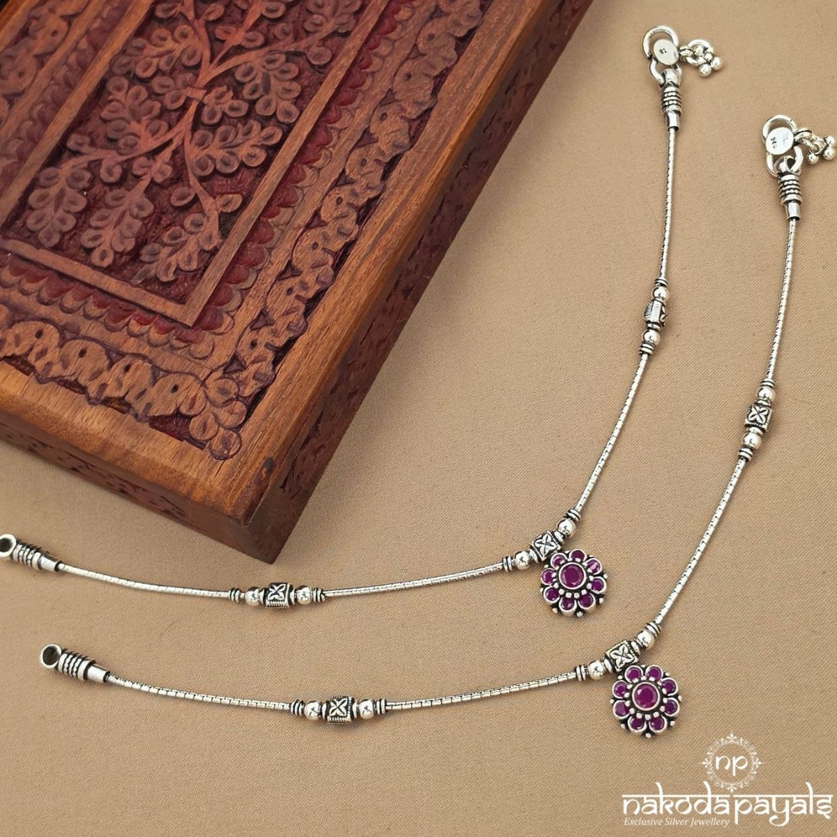 Resplendent Anklet (A7117)