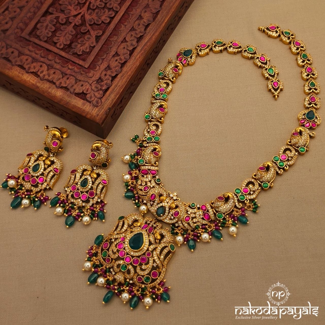 Peacock Traditional Neckpiece With Earrings (Gn10300)