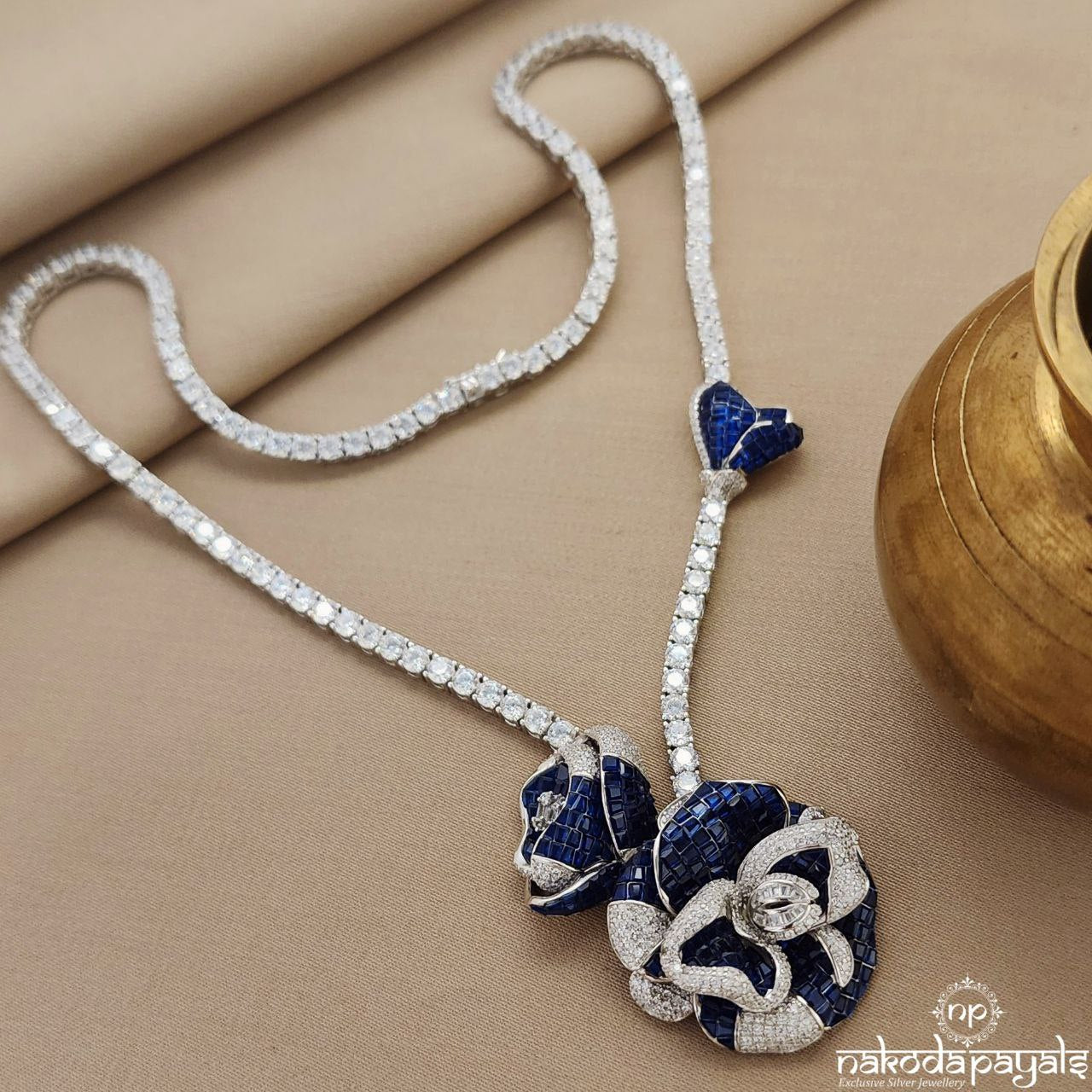 Blue Belle Neckpiece  (St3472)