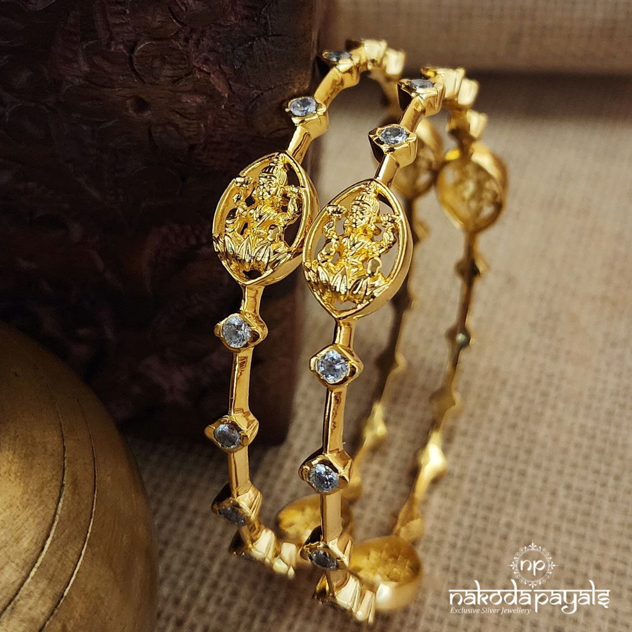 White Lakshmi Bangle Pair (Gk2845)