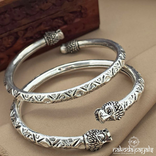 Elegant Lion Ankle Kada (Ak2376)