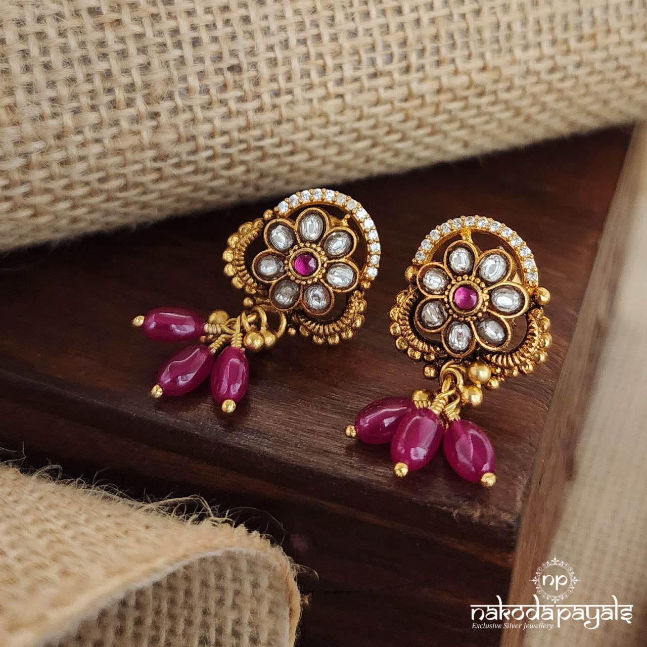 Elegant Pink Drop Earrings (Ge8584)