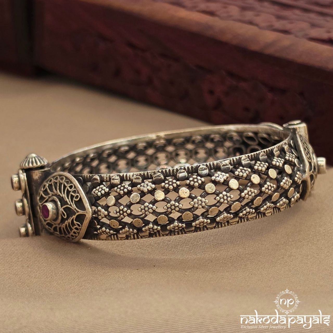 Pink Dot Oxidised Braided Kada (K6333)