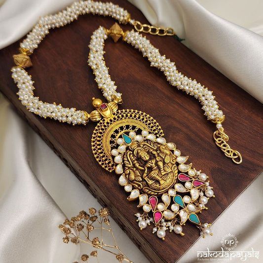 Lakshmi Kundan Pearled Neckpiece (Gn8759)