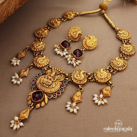 Maha Lakshmi Neckpiece With Earrings (Gn9534)