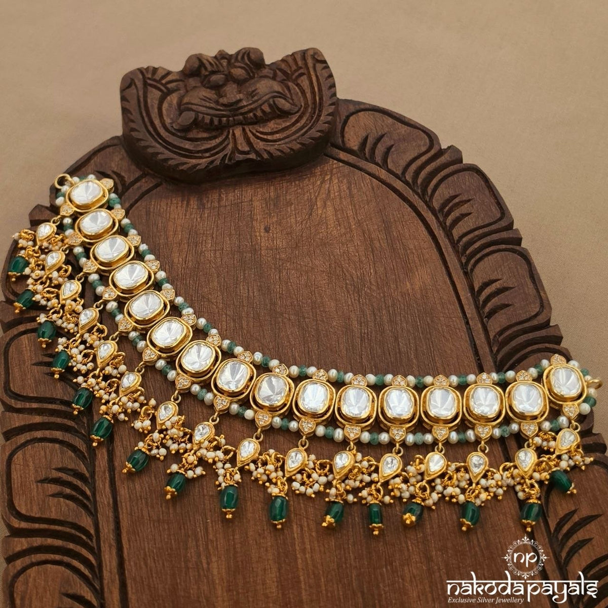 Elegant Green Moissanite Choker (Gn11042)