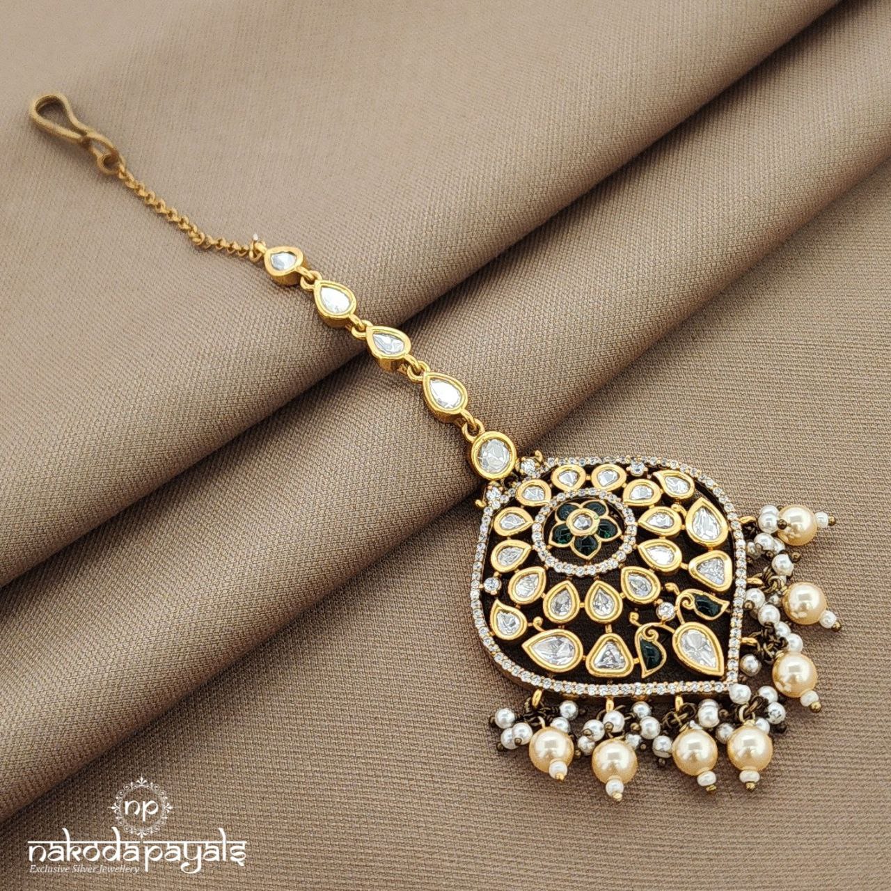 Green Sparkling Maang Tikka (Gm1076)