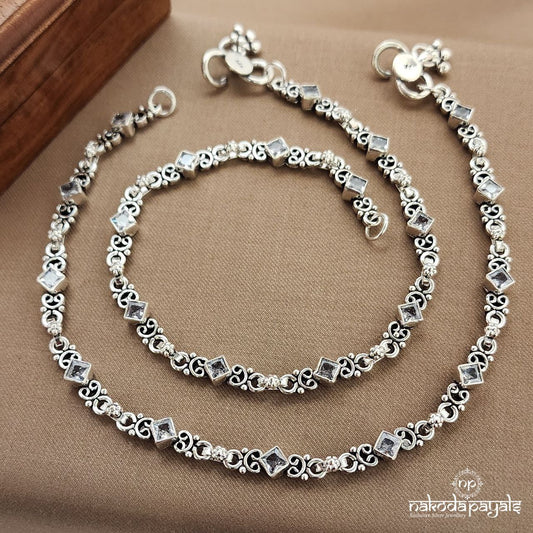 White Squarish  Anklets (A6498)
