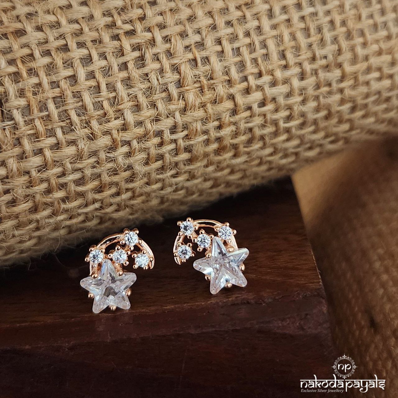 Sparkling Star Earrings (St3053)