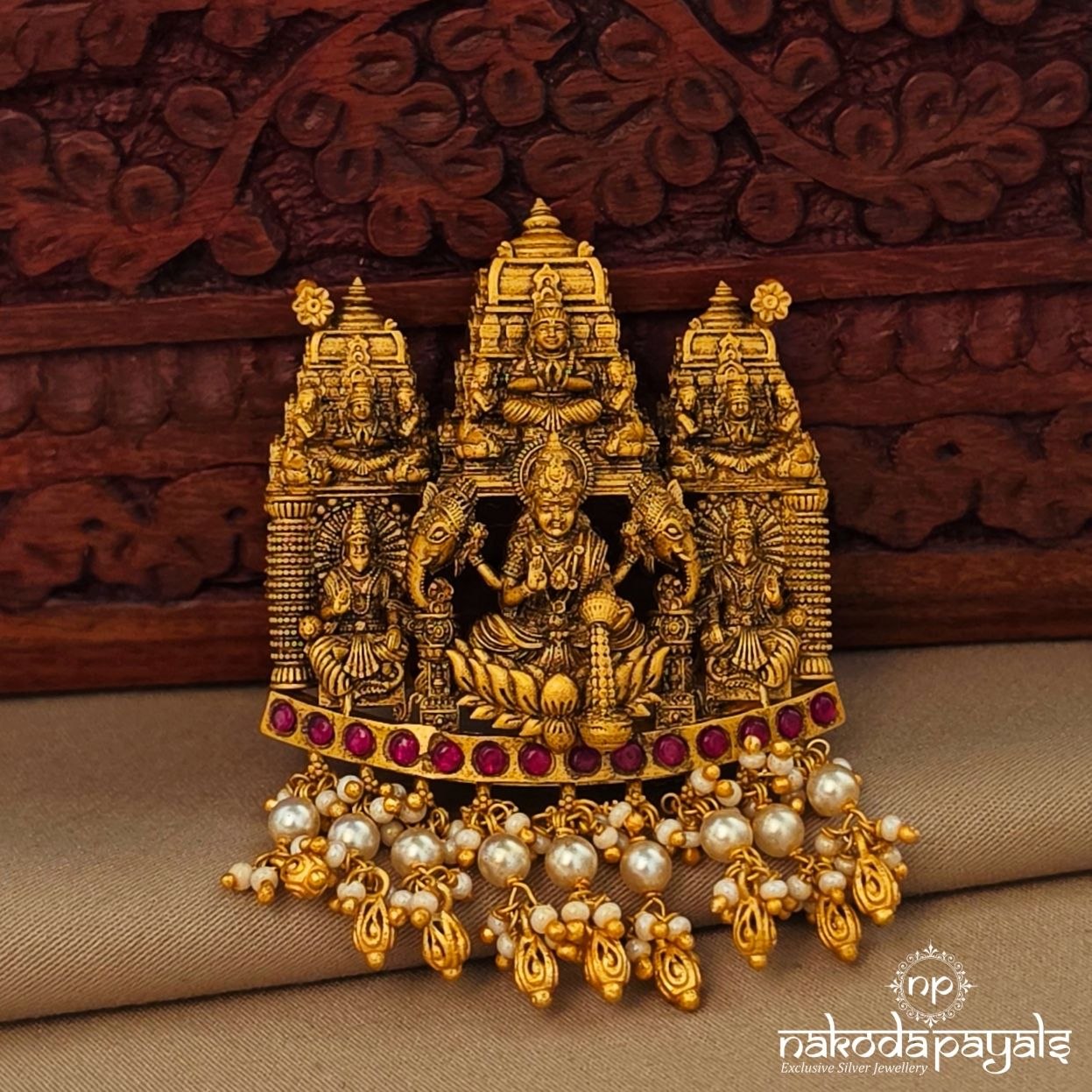 Gorgeous Pearl Drop Lakshmi Pendant (Gp2284)