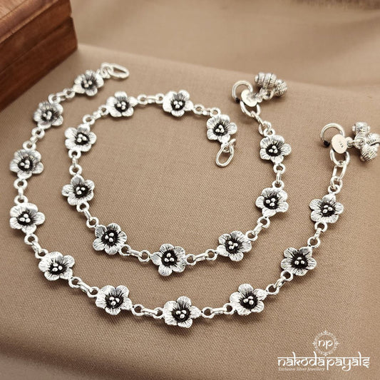 Plain Flower Linked Anklets (A6526)