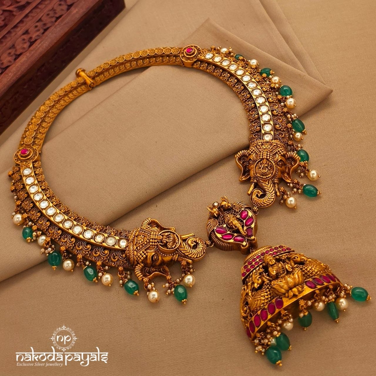 Elephant Kundan Hasli (Gn10120)