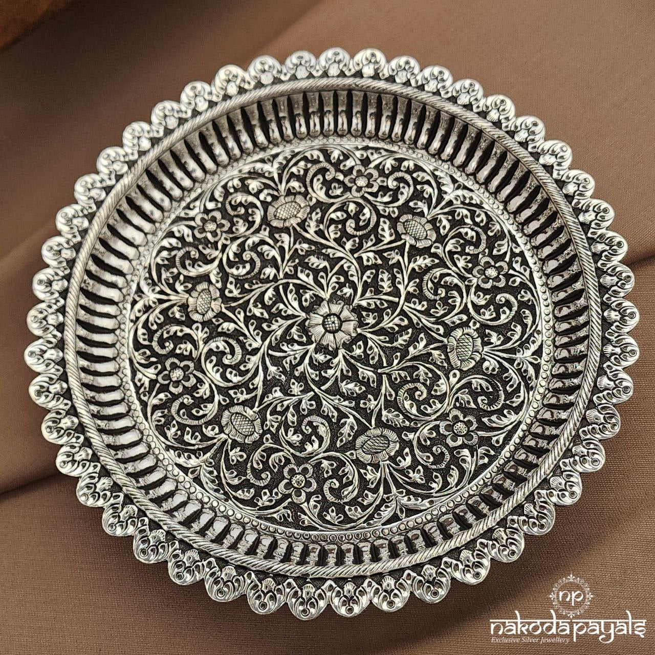Floral Chitai Plate"8.4inch Diameter" (Aa2518)