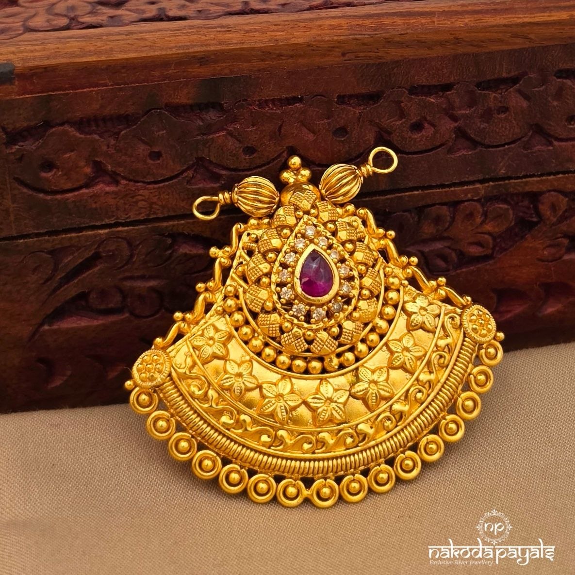 Exemplary Pendant (Gp2577)