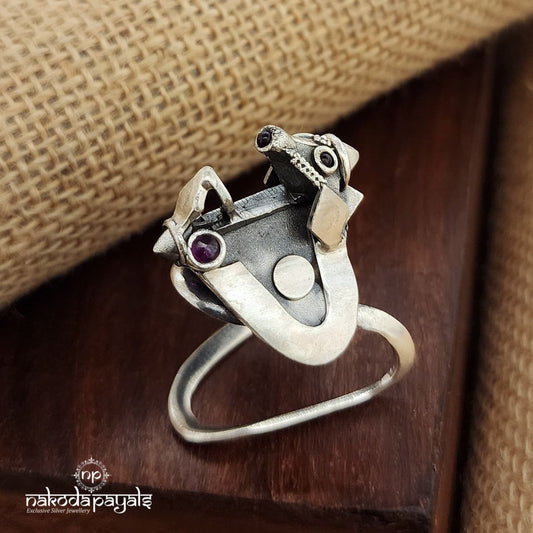 Unique Vanki Finger Ring (F2765)