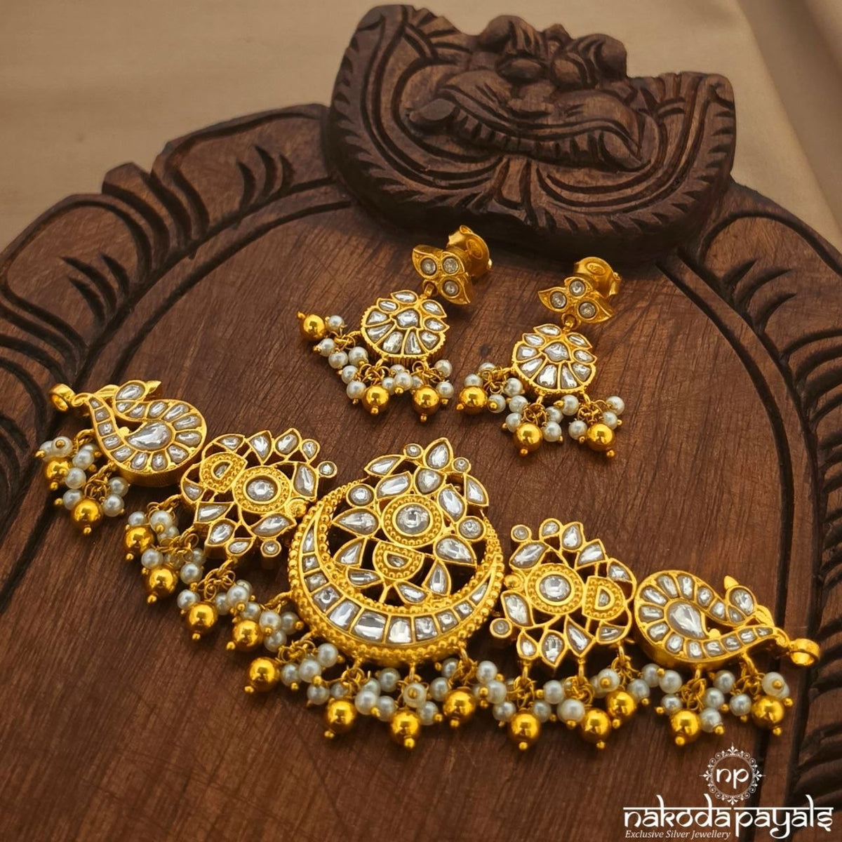 Half Moon Kundan Choker With Earrings (Gn11014)