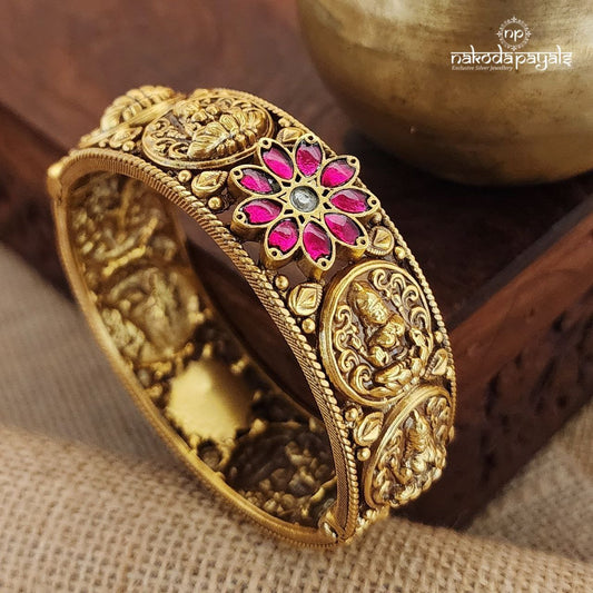 Kundan Lakshmi Screw Kada (Gk2823)