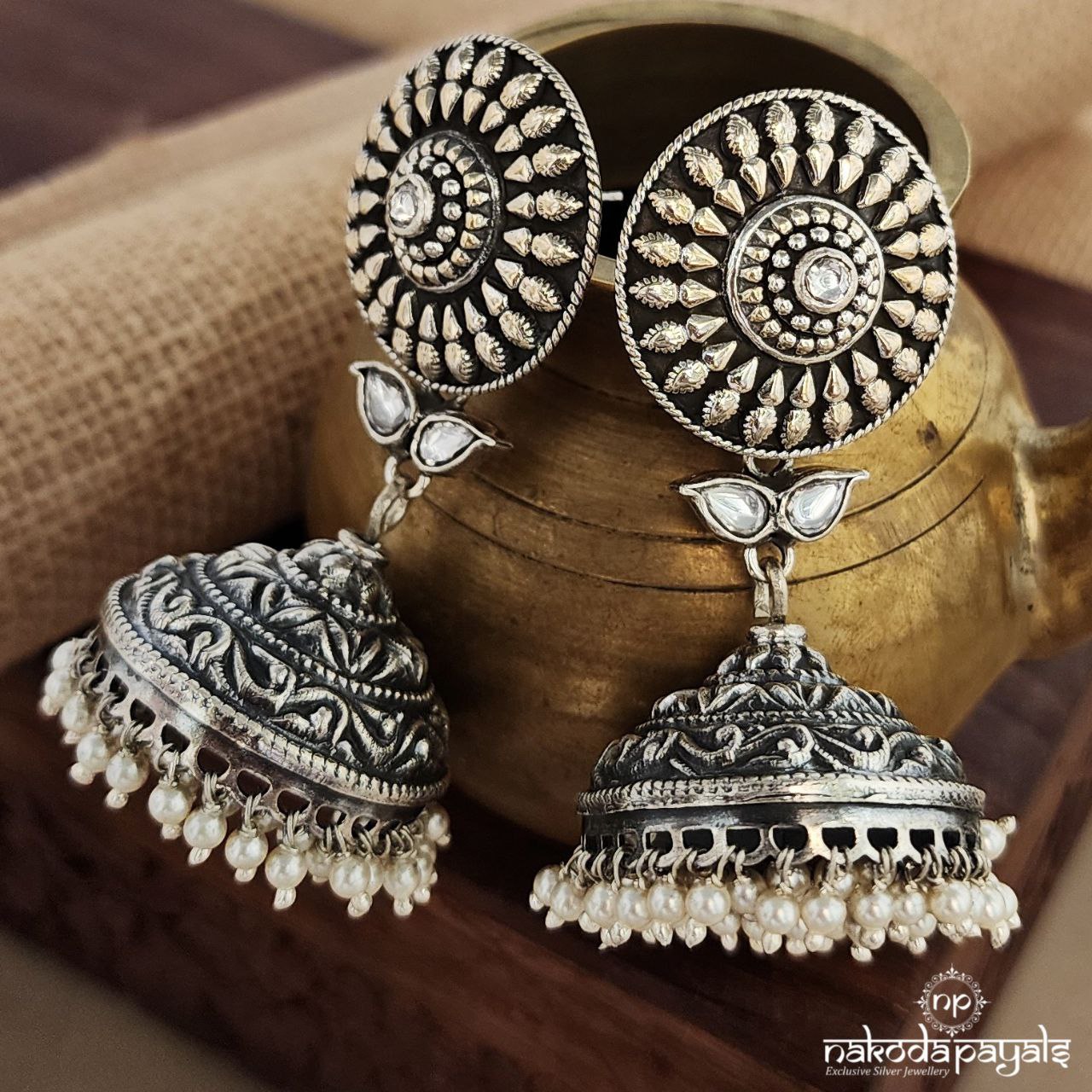 White Dot Circular Jhumka (J1151)