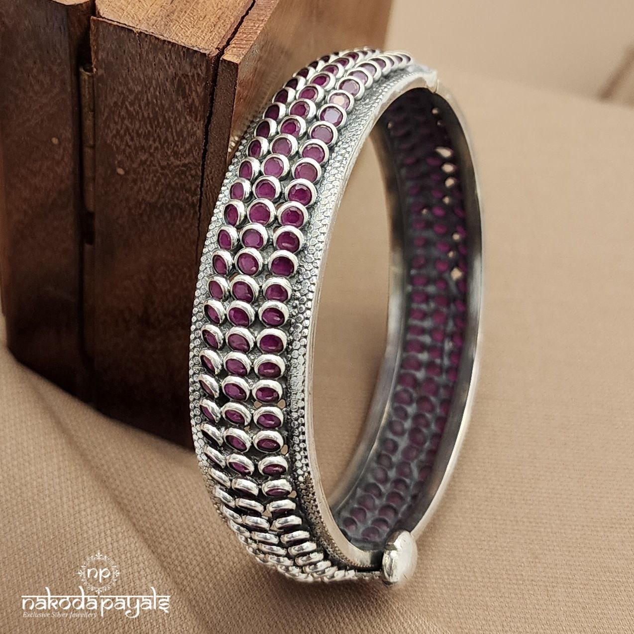 Dotted Pink Single Kada (2.4) (K6110)