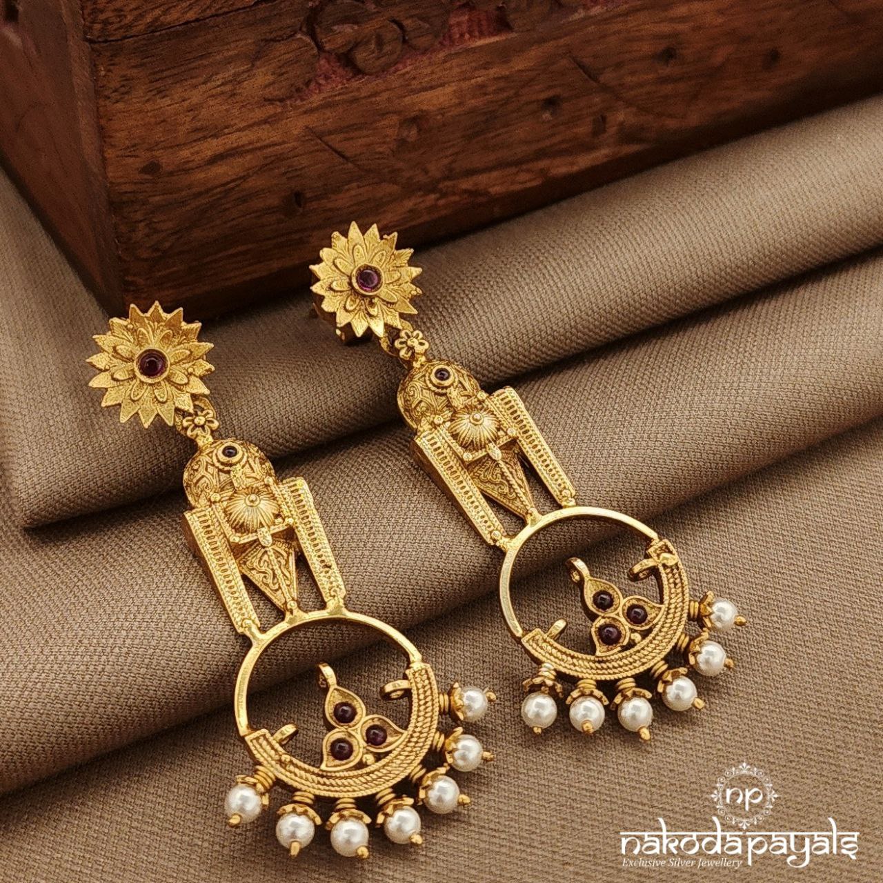 Traditional Pearled Drop  Earrings (Ge10270)