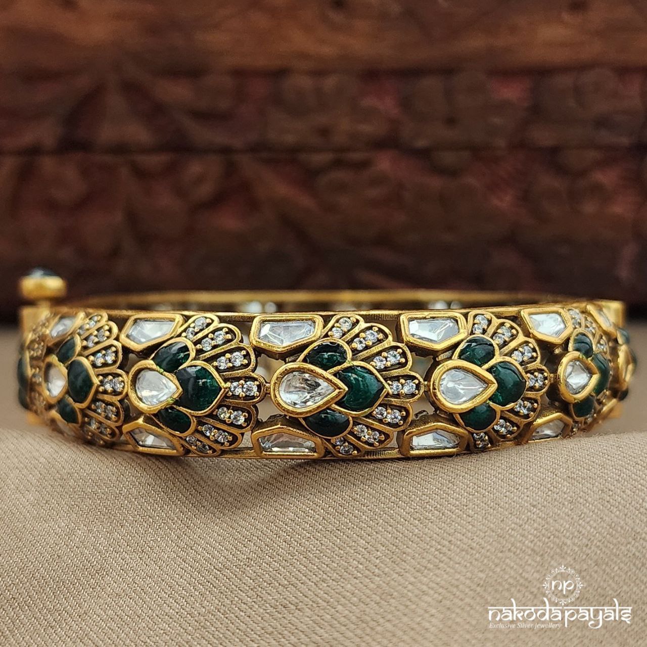 Traditional Green Screw Kada (Gk3181)