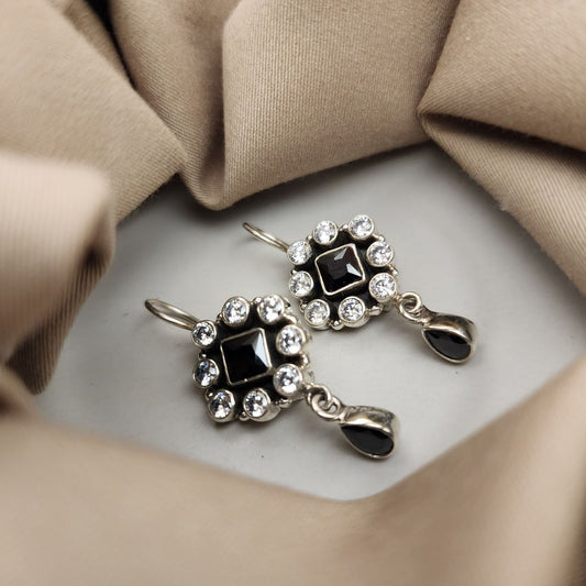 Squarish Blue Hangings (H2201)