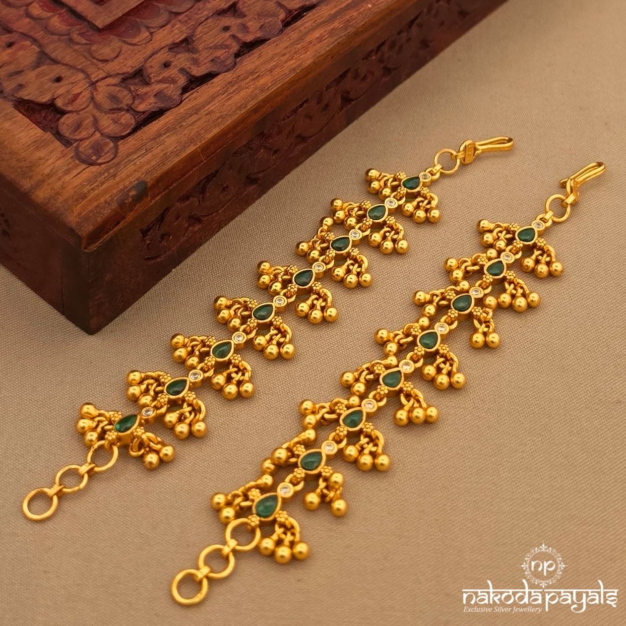 Green Drop Floral Maati (Gm1260)