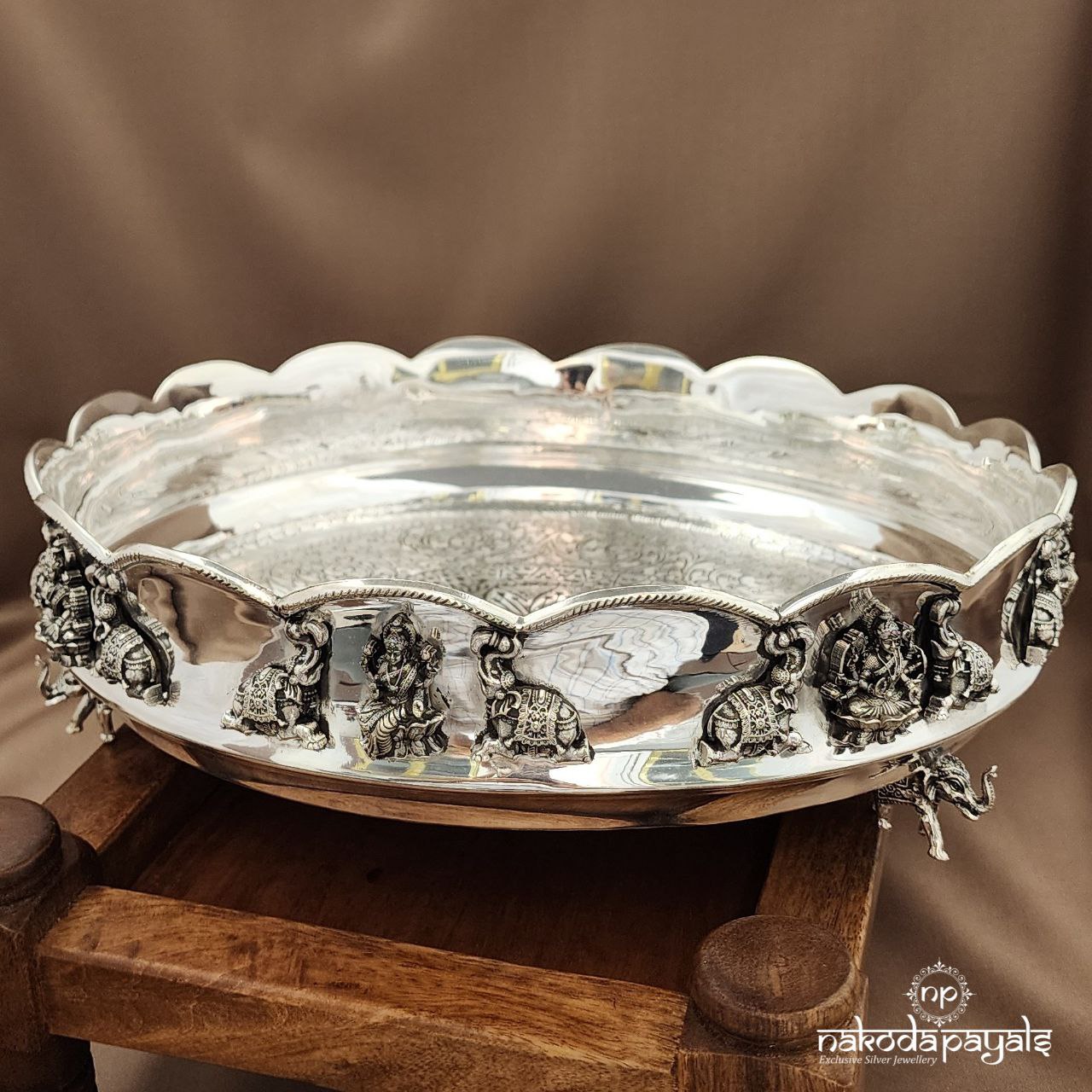 Gaja Lakshmi Chitai Plate (Aa2260)