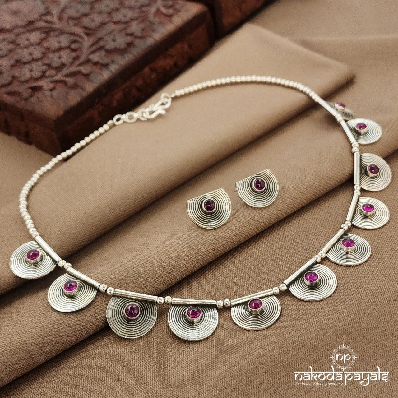 Stylish Pink Neckpiece With Earrings (N11454)
