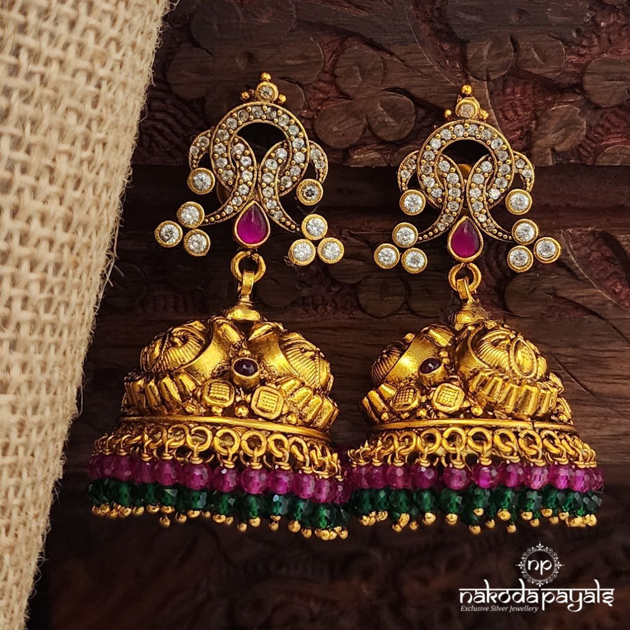 White Dotted Green Drop Jhumka (Ge10240)