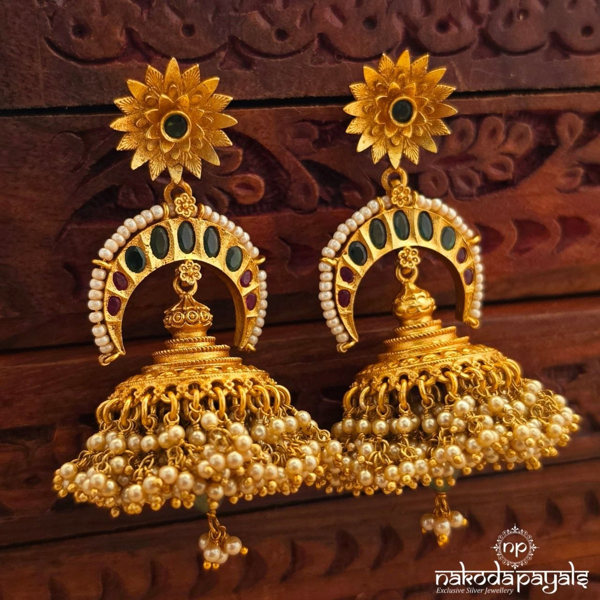 Pearly Floral Jhumka (Ge11364)
