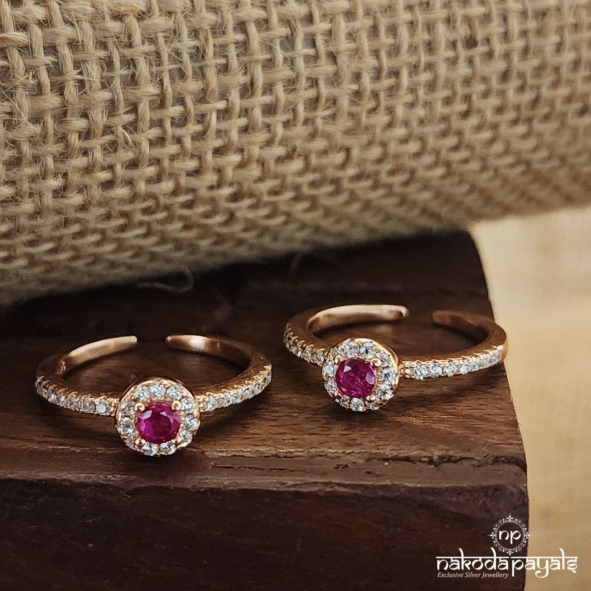 Rose Gold Pink Charm Toerings (T4499)