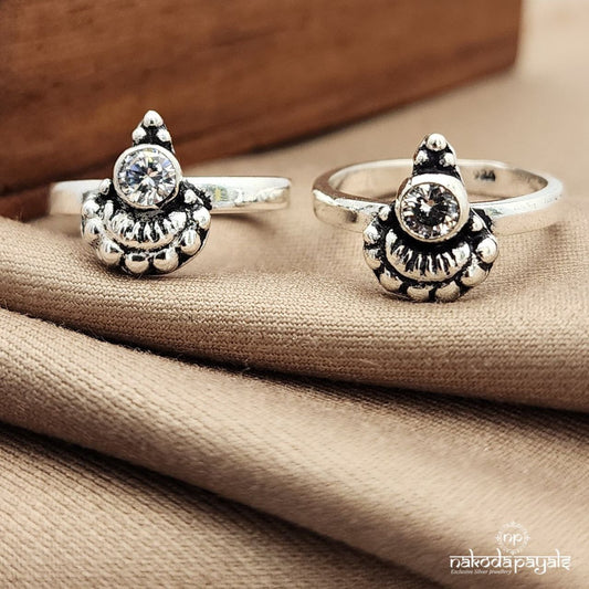 Elegant White Toerings (T4666)