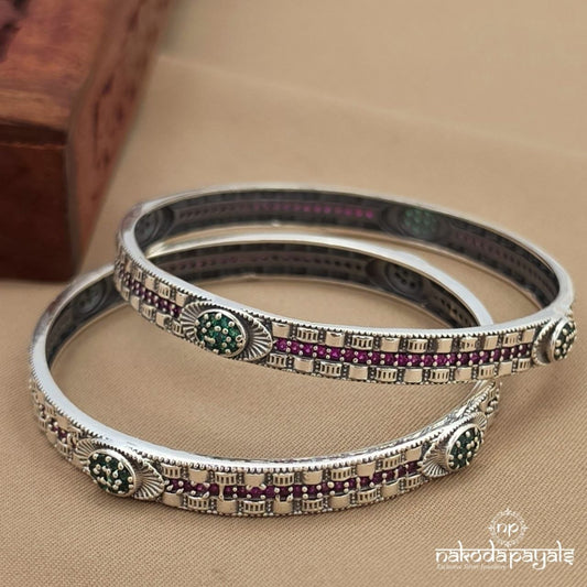 Endearing Bangle Pair (K6320)