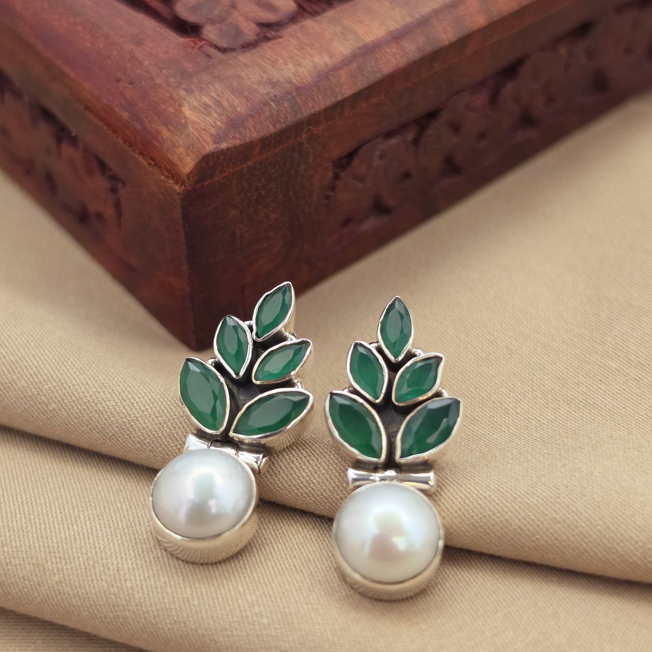 Pearled Studs (H2106)